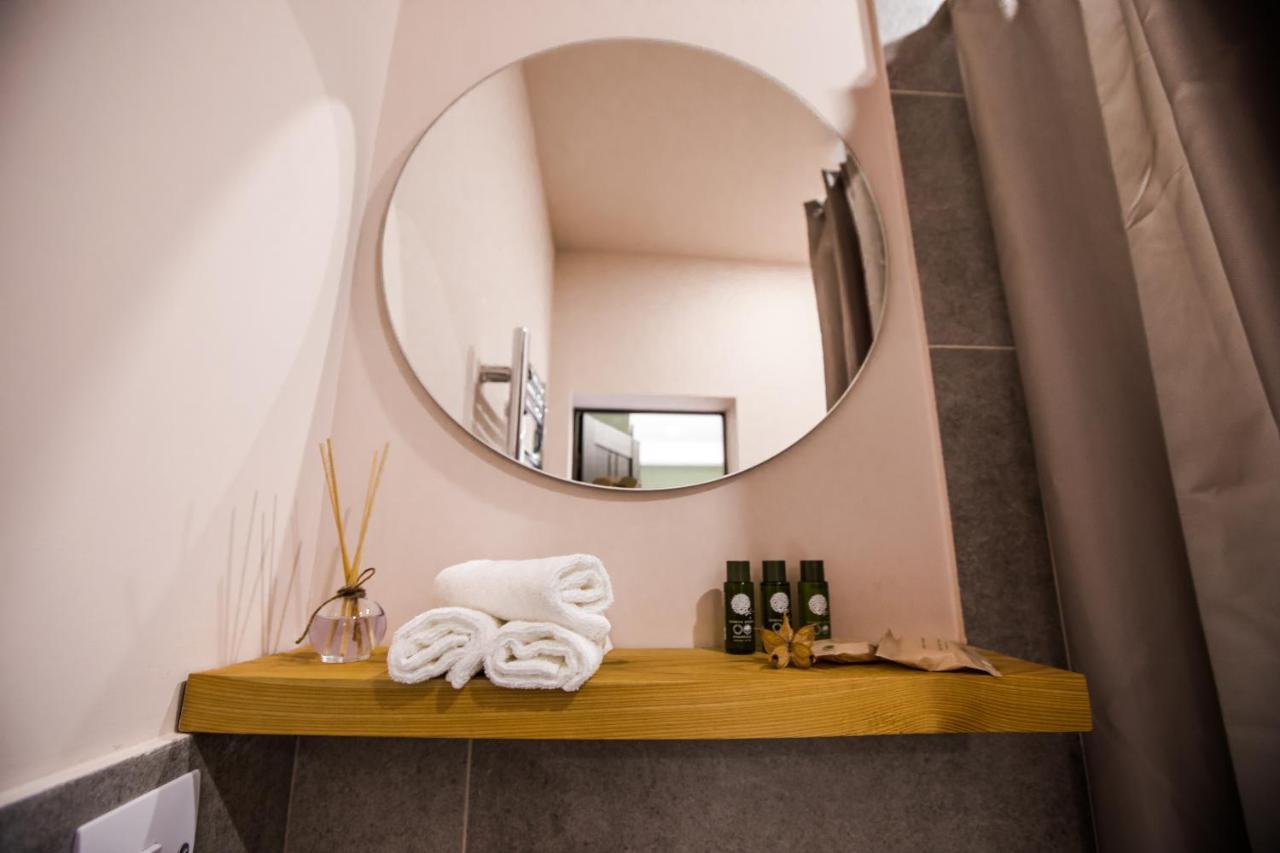 Hotelise I Bells-Of-Ireland Apartment Yerevan Exterior foto