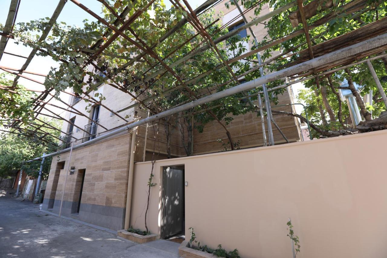 Hotelise I Bells-Of-Ireland Apartment Yerevan Exterior foto